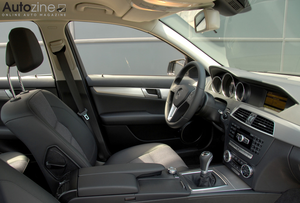 Mercedes-Benz C-Klasse (2007 - 2013) (Interieur doorkijk)