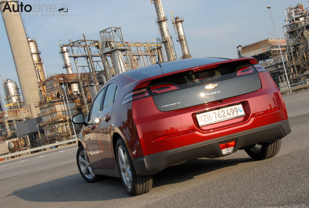 Chevrolet Volt (Driekwart achter)