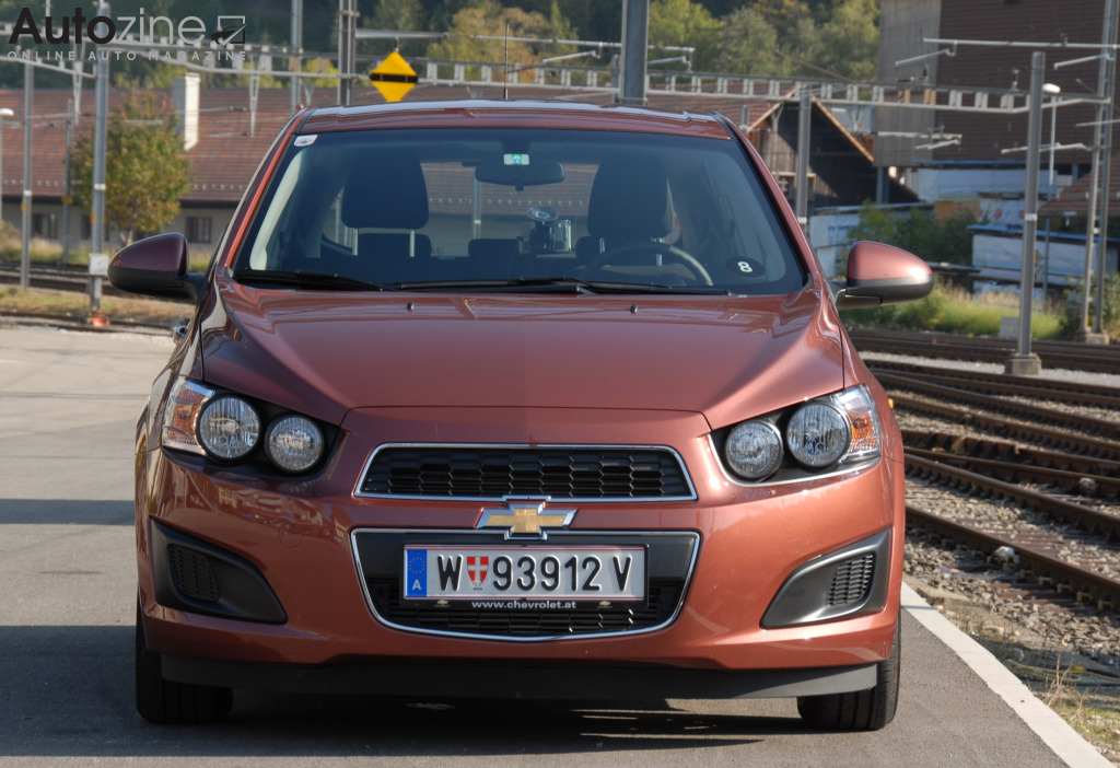 Chevrolet Aveo (Recht voor)