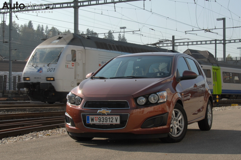 Chevrolet Aveo (Driekwart voor)