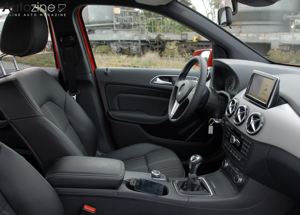 Mercedes-Benz B-Klasse (2011 - 2018) (Interieur doorkijk)