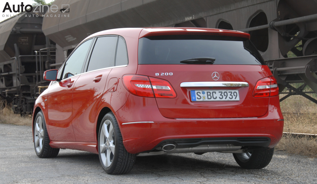Mercedes-Benz B-Klasse (2011 - 2018) (Schuin achter)