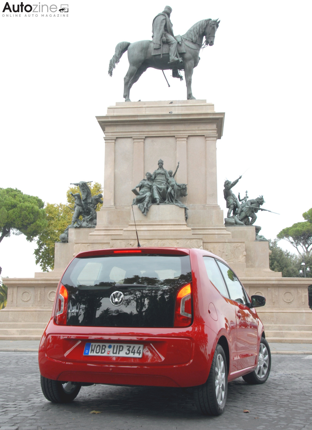 Volkswagen Up! (Driekwart achter hoog)