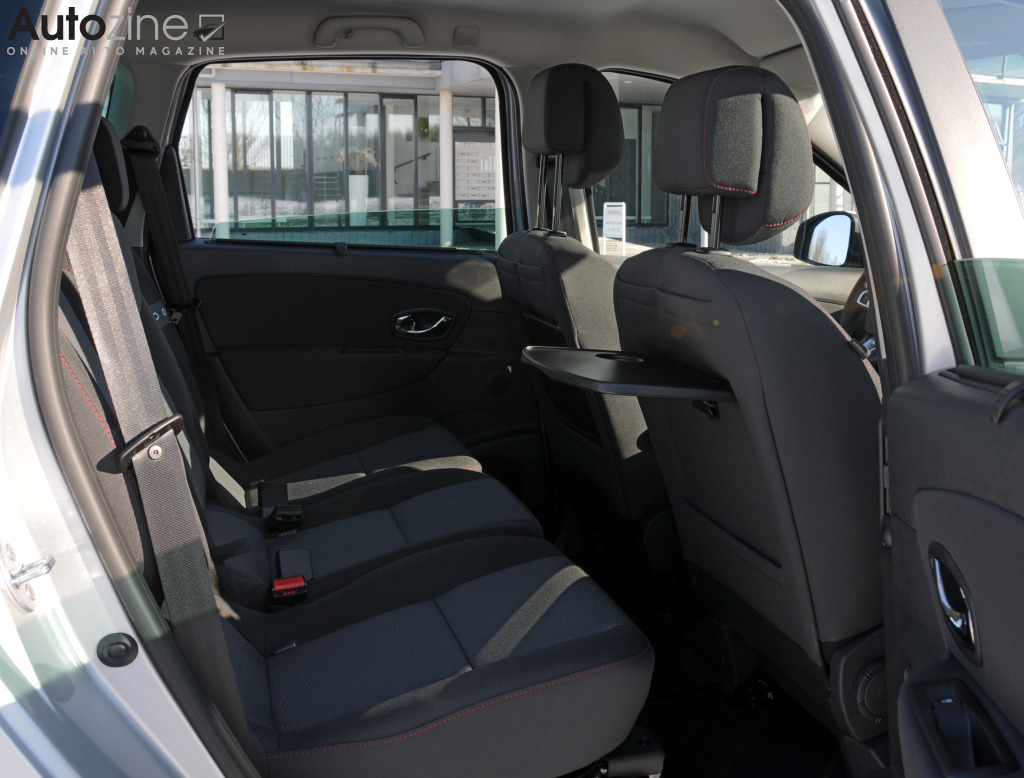 Renault Grand Scenic (2009 - 2016) (Achterin)