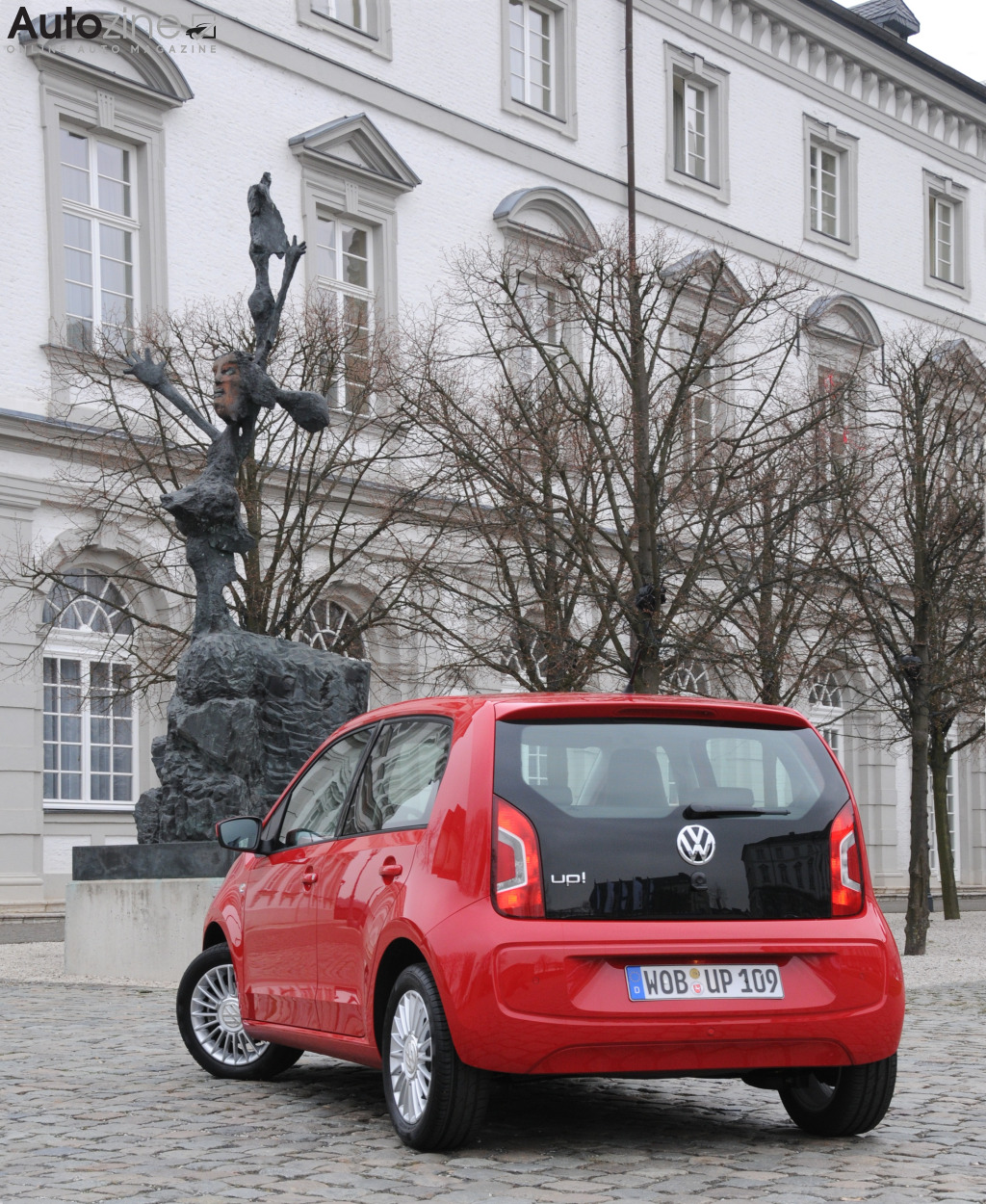 Volkswagen Up! (Driekwart achter hoog)