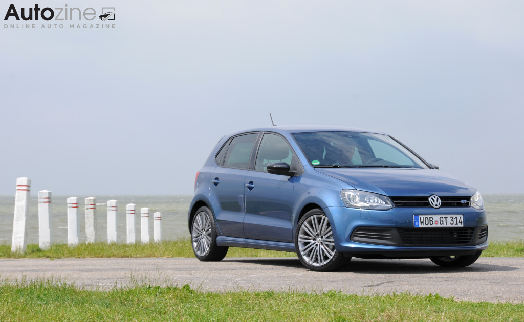 Volkswagen Polo (2009 - 2017) (Driekwart voor)