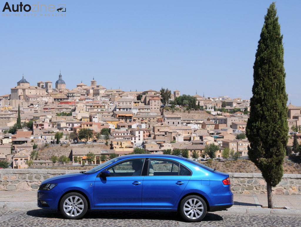 Seat Toledo (Zijkant)