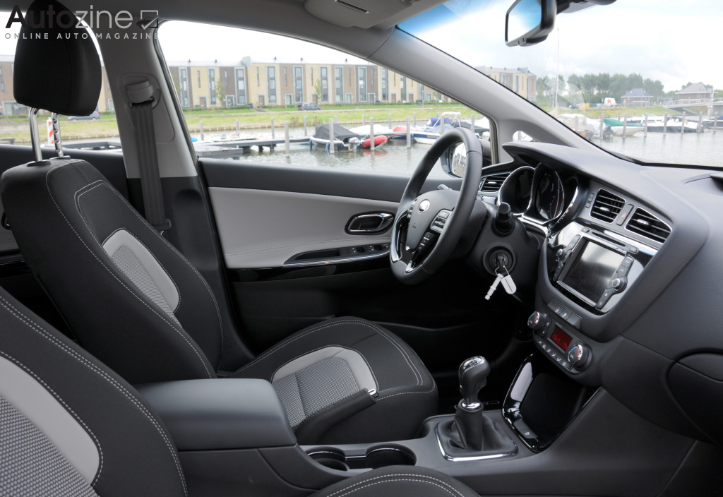 Kia Cee'd Sportswagon (2012 - 2018) (Interieur doorkijk)