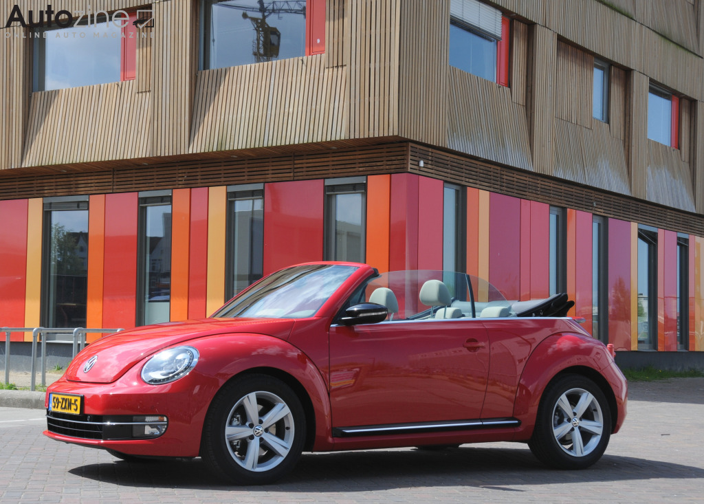 Volkswagen Beetle Cabriolet (Schuin voor)