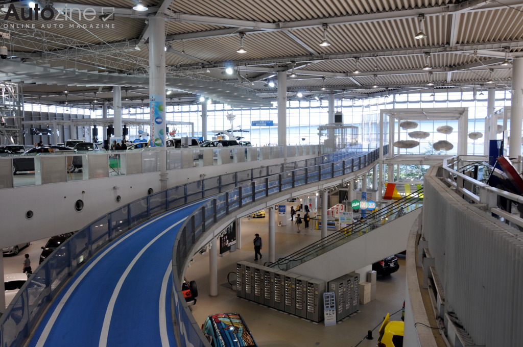 Toyota Mega Web (Mega Web)