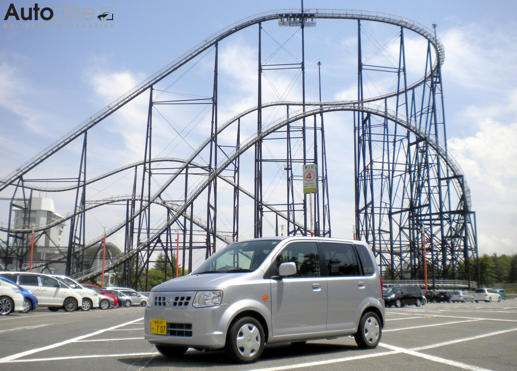 Nissan Otti (Schuin voor)