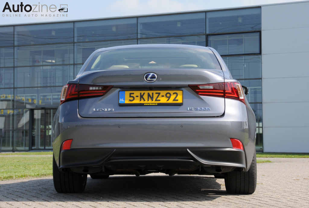 Lexus IS (Recht achter)