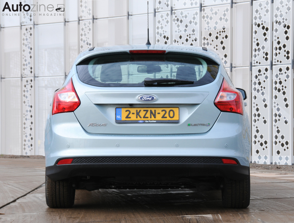 Ford Focus Electric (Recht achter)