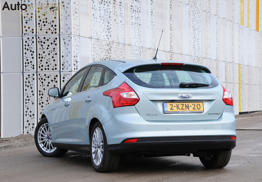Ford Focus Electric (Driekwart achter)
