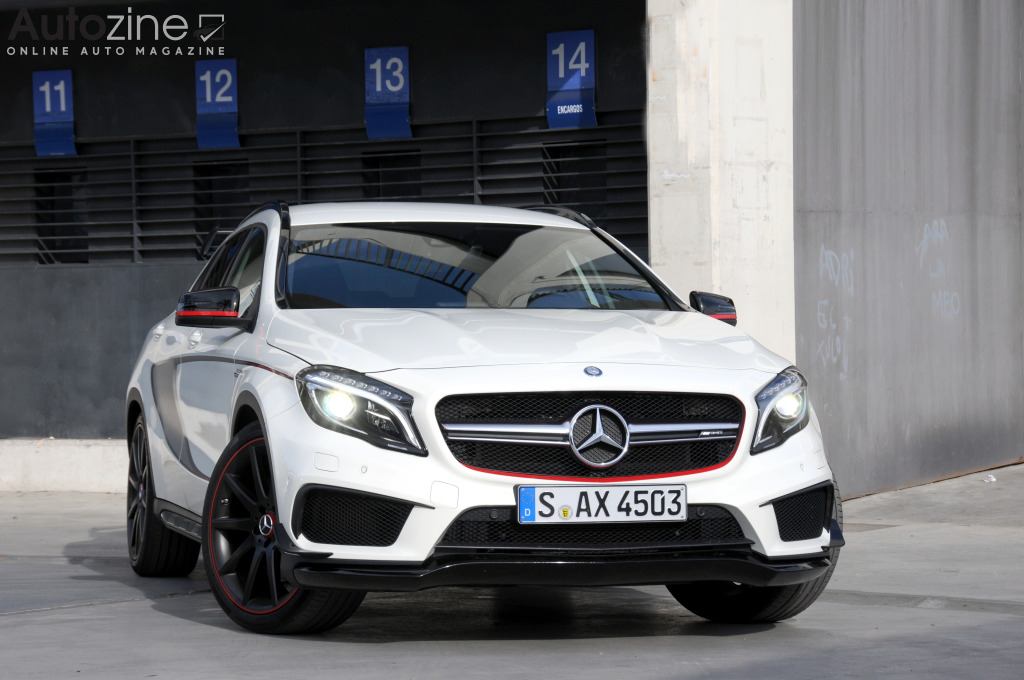 Mercedes-Benz GLA 45 AMG (Driekwart voor)