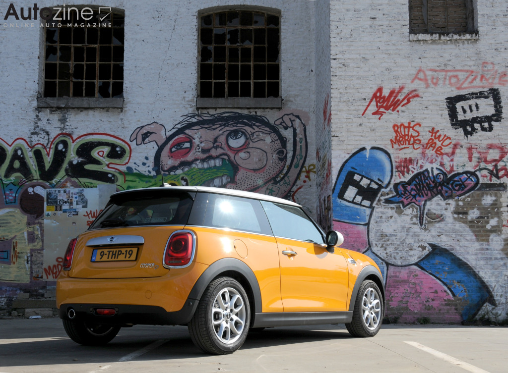 Mini MINI (Schuin achter)
