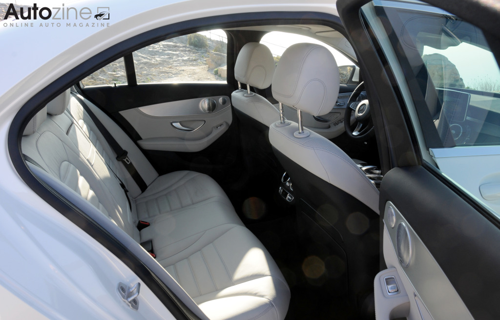 Mercedes-Benz C-Klasse (2014 - 2021) (Achterin)