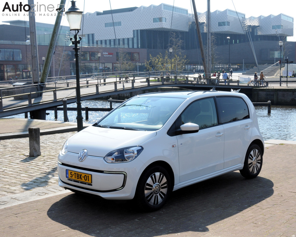 Volkswagen e-Up! (Schuin voor)
