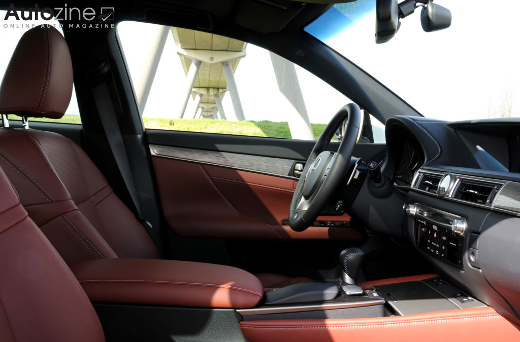 Lexus GS300h (Interieur doorkijk)