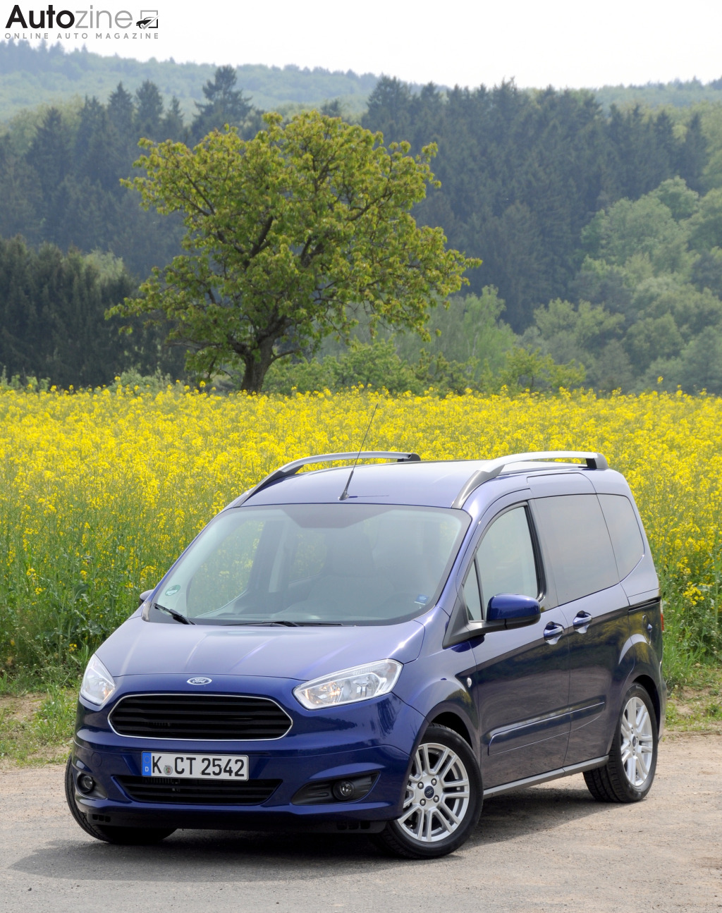 Ford Tourneo Courier (Driekwart voor hoog)