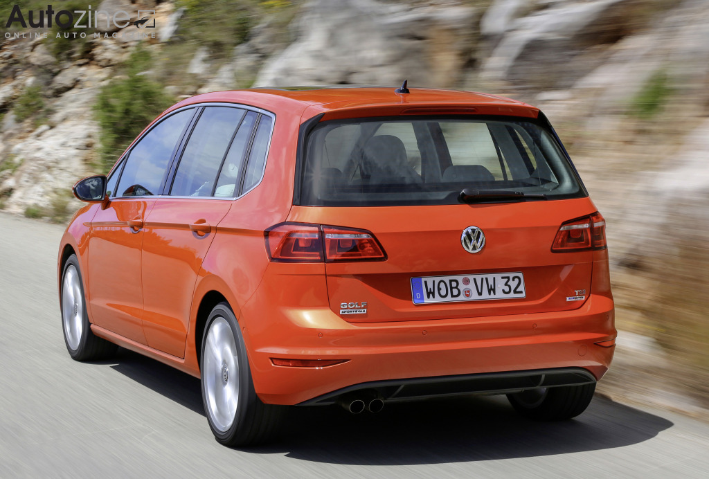 Volkswagen Golf Sportsvan (Schuin achter)
