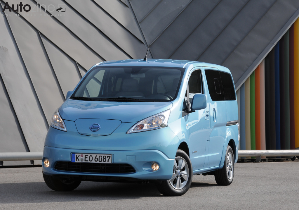 Nissan NV200 (Driekwart voor)