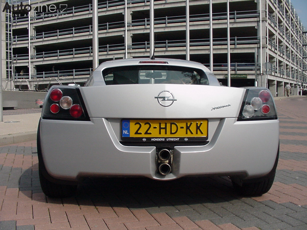 Opel Speedster (Recht achter)