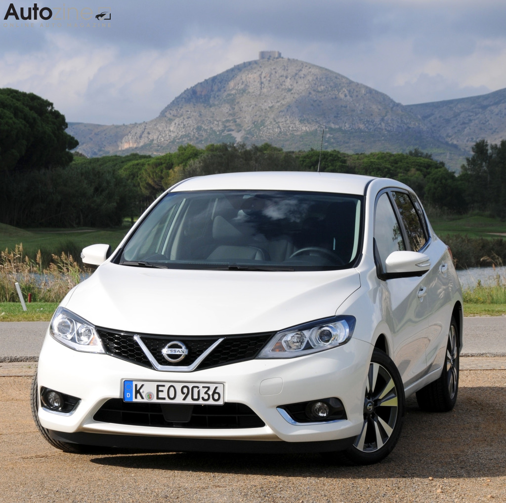 Nissan Pulsar (Driekwart voor hoog)