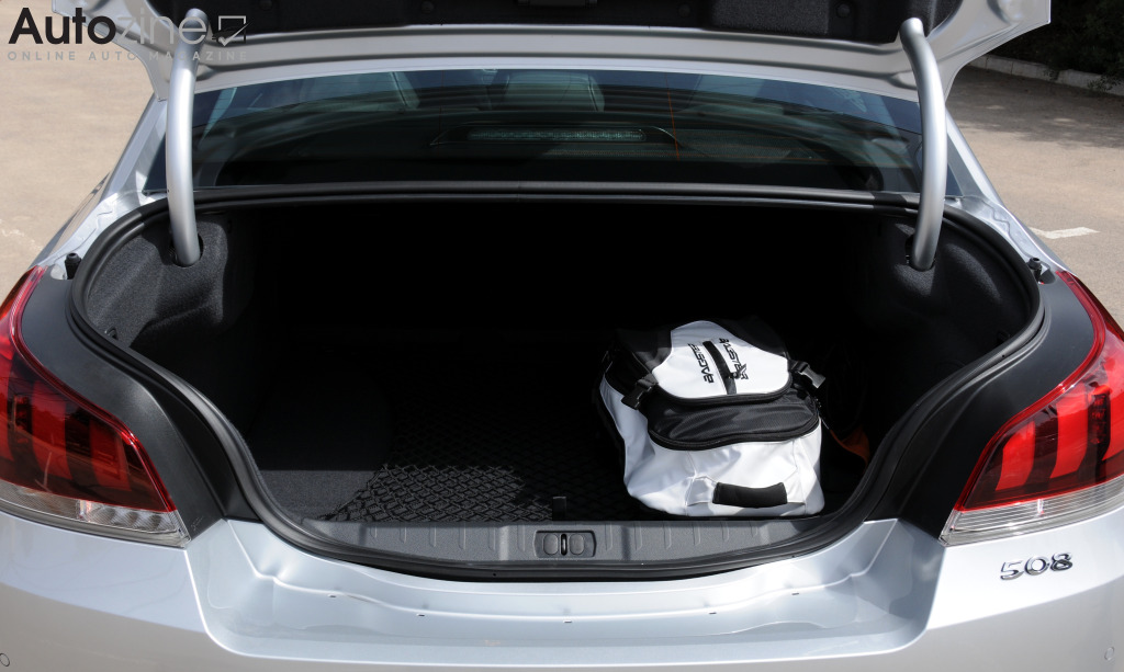 Peugeot 508 (2010 - 2018) (Bagageruimte)