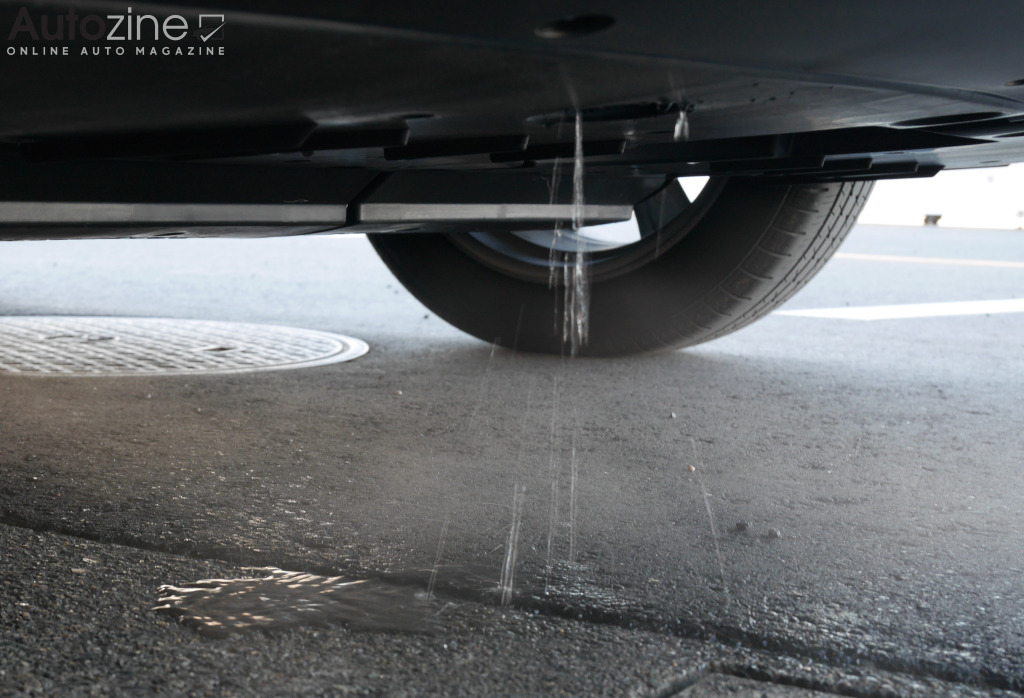 Toyota Mirai (2014 - 2020) (Uitlaat)