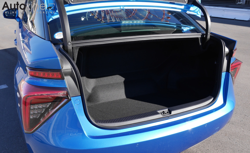 Toyota Mirai (2014 - 2020) (Bagageruimte)
