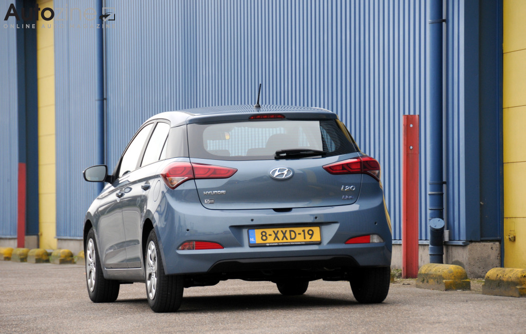 Hyundai i20 (2014 - 2020) (Schuin achter)