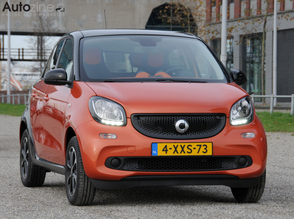 Smart ForFour (Schuin voor)