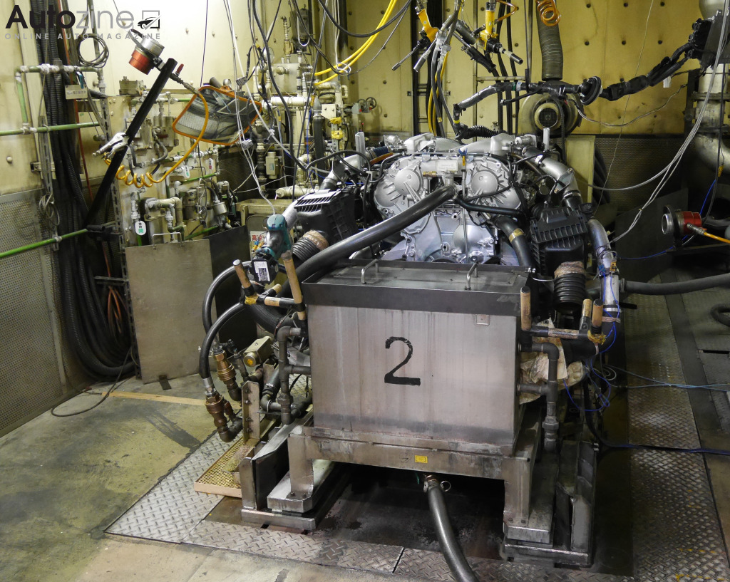 Nissan Motor Museum (Engine test)