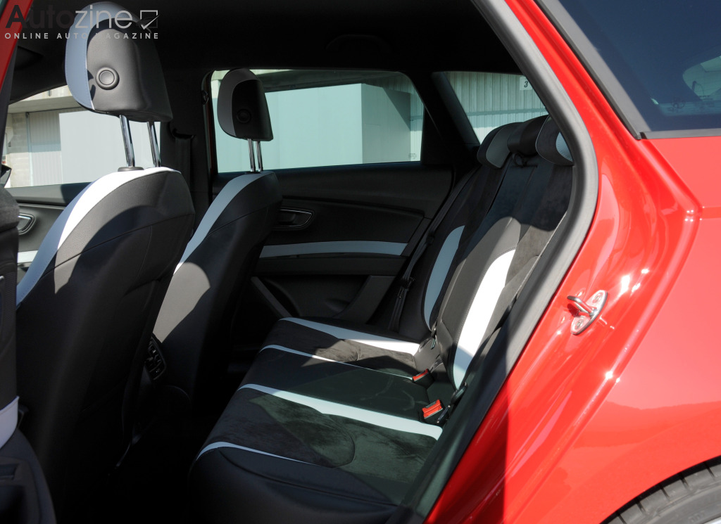 Seat Leon ST Cupra (Achterin)