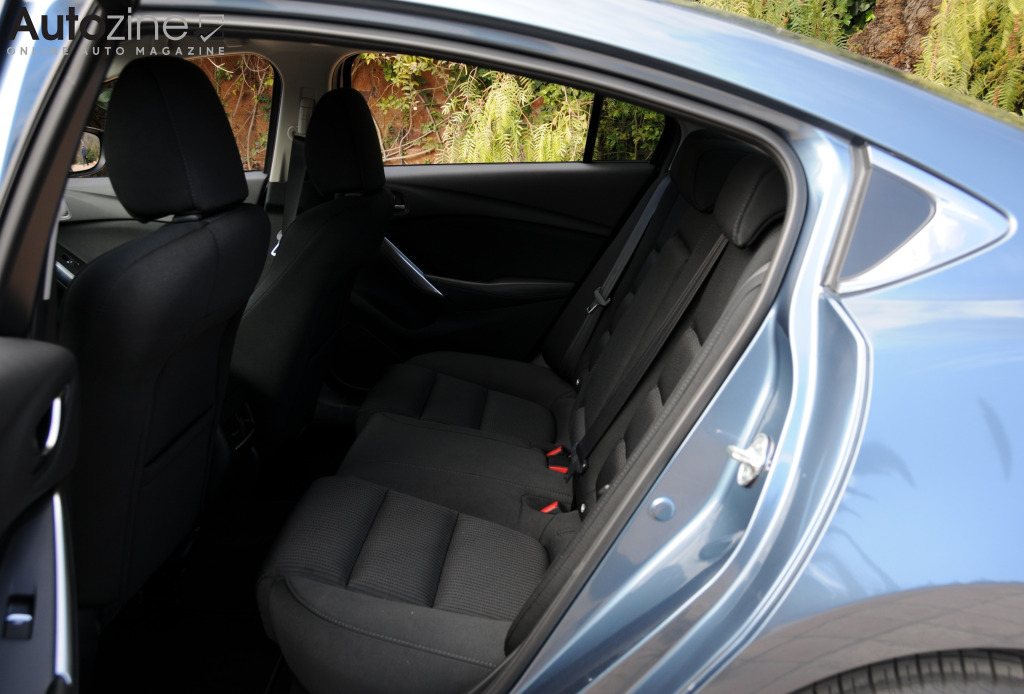 Mazda 6 (Achterin)