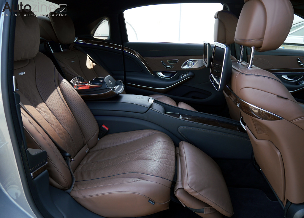 Mercedes-Maybach S600 (Achterin)