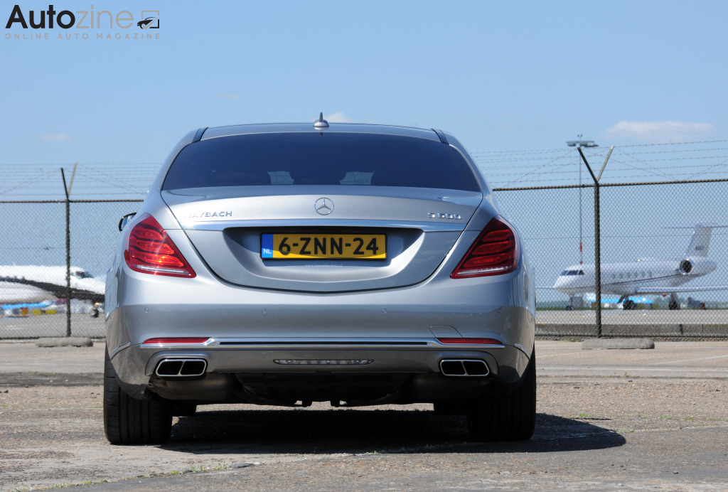 Mercedes-Maybach S600 (Recht achter)