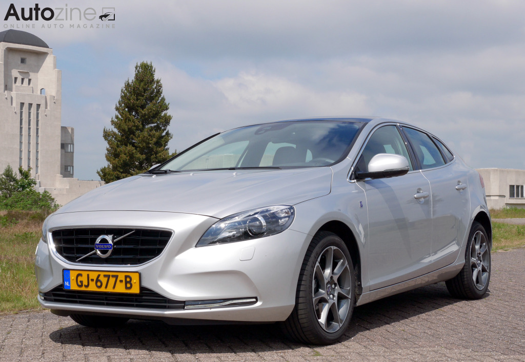 Volvo V40 D2 (Schuin voor)