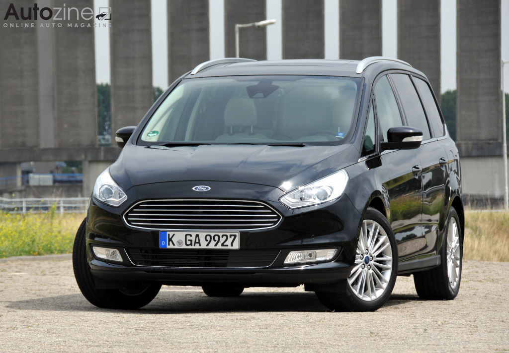 Ford Galaxy (Driekwart voor)