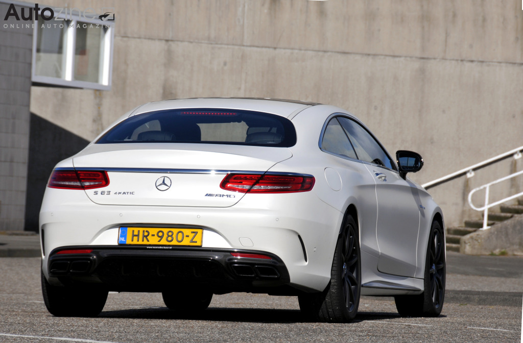 Mercedes-Benz S-Klasse Coupe (Schuin achter)