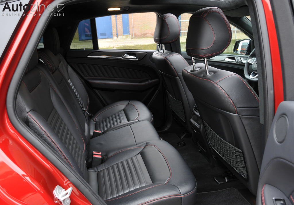 Mercedes-Benz GLE Coupe (2015 - 2019) (Achterin)