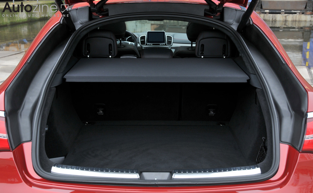 Mercedes-Benz GLE Coupe (2015 - 2019) (Bagageruimte)