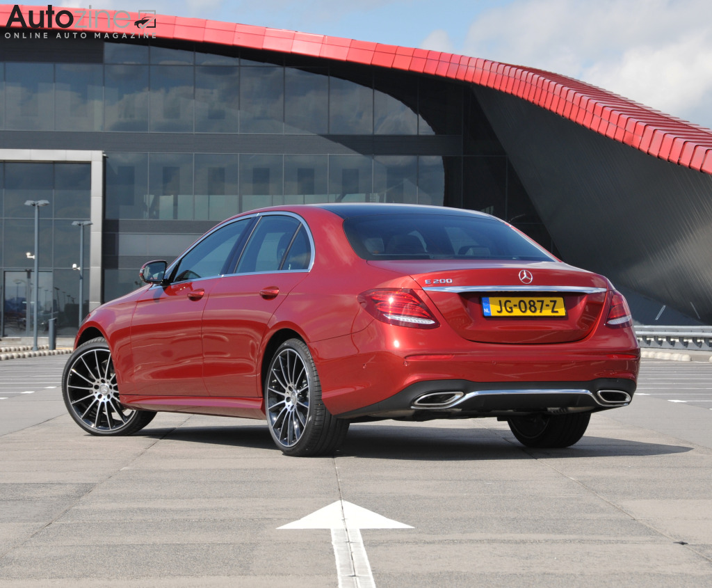 Mercedes-Benz E-Klasse (2016 - 2023) (Driekwart achter hoog)