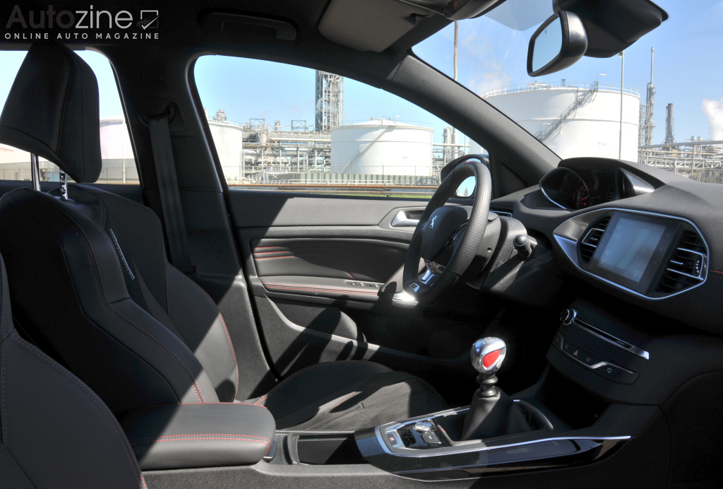 Peugeot 308 GTi (Interieur doorkijk)