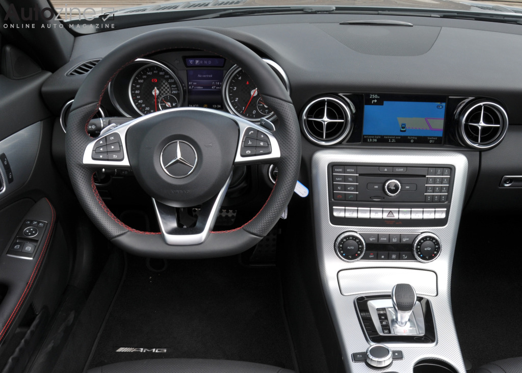 Mercedes-Benz SLC (Interieur)