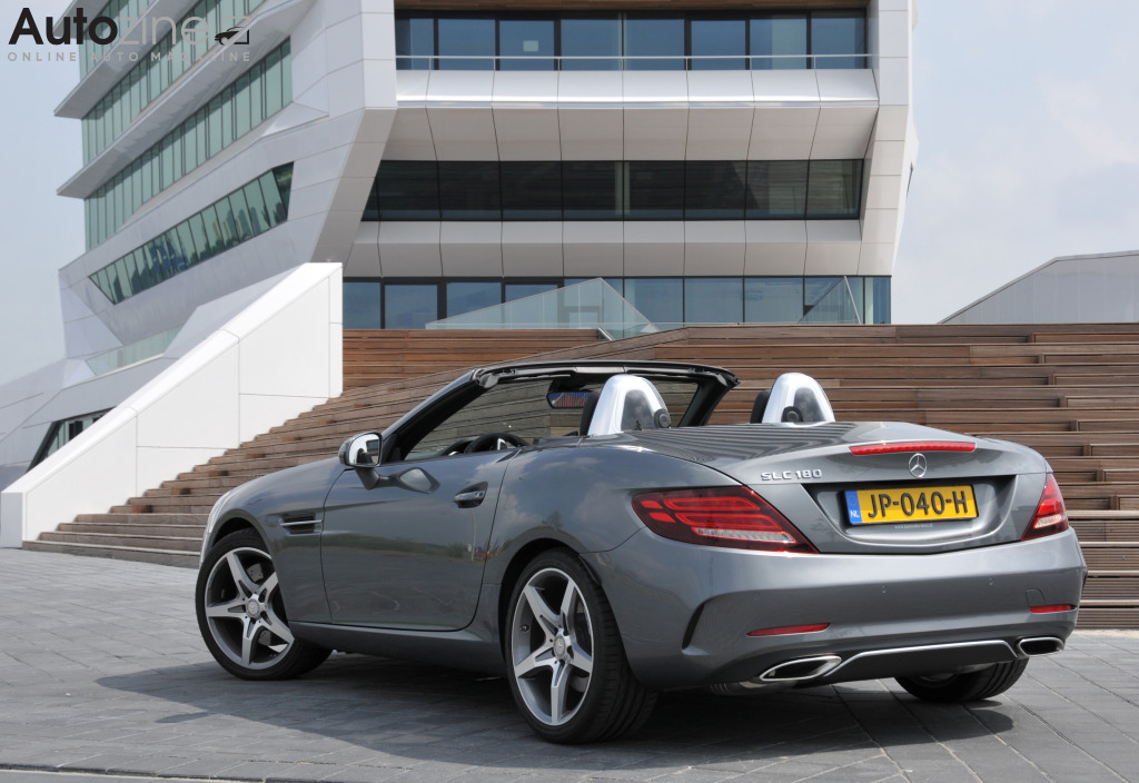 Mercedes-Benz SLC (Driekwart achter)