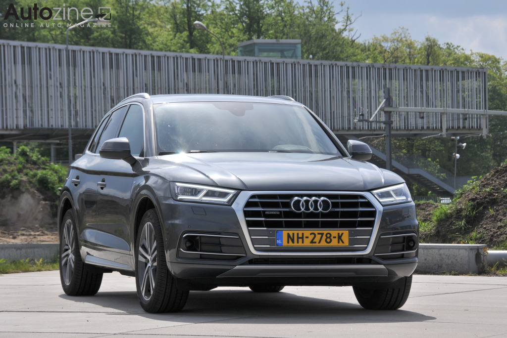 Audi Q5 (2017 - 2025) (Schuin voor)