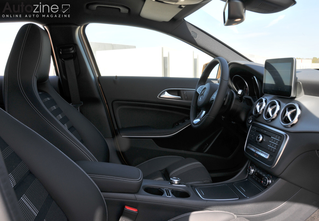 Mercedes-Benz GLA (2013 - 2019) (Interieur doorkijk)