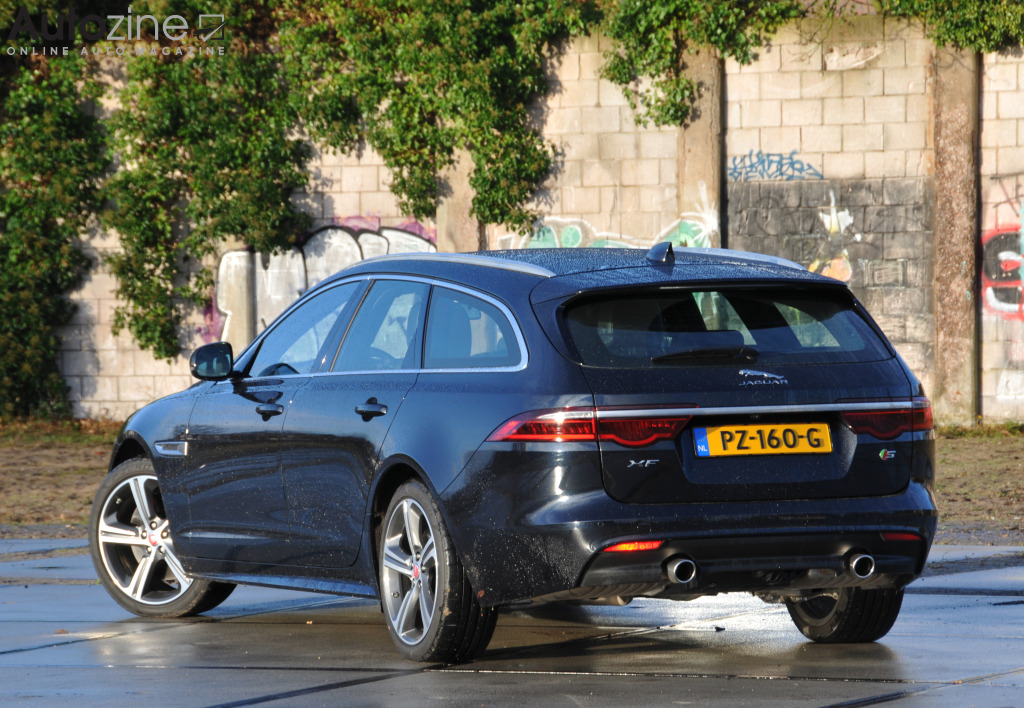 Jaguar XF Sportbrake (Driekwart achter)